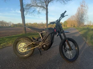 The E RIDE PRO SS 3.0 15.8kW is a high-performance electric dirt bike featuring a 72V 50Ah battery, 0-30 mph in 2 seconds, and a reverse gear. Lightweight and powerful, it's the perfect choice for European off-road enthusiasts and commuters.
